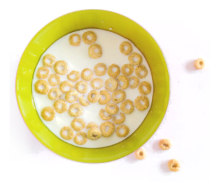 cheerios https://www.pexels.com/photo/food-healthy-meal-cereals-135525/